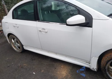 2010 Nissan Sentra 2.0Sr z USA, uszkodzony, nr VIN 3N1AB6AP5AL702531